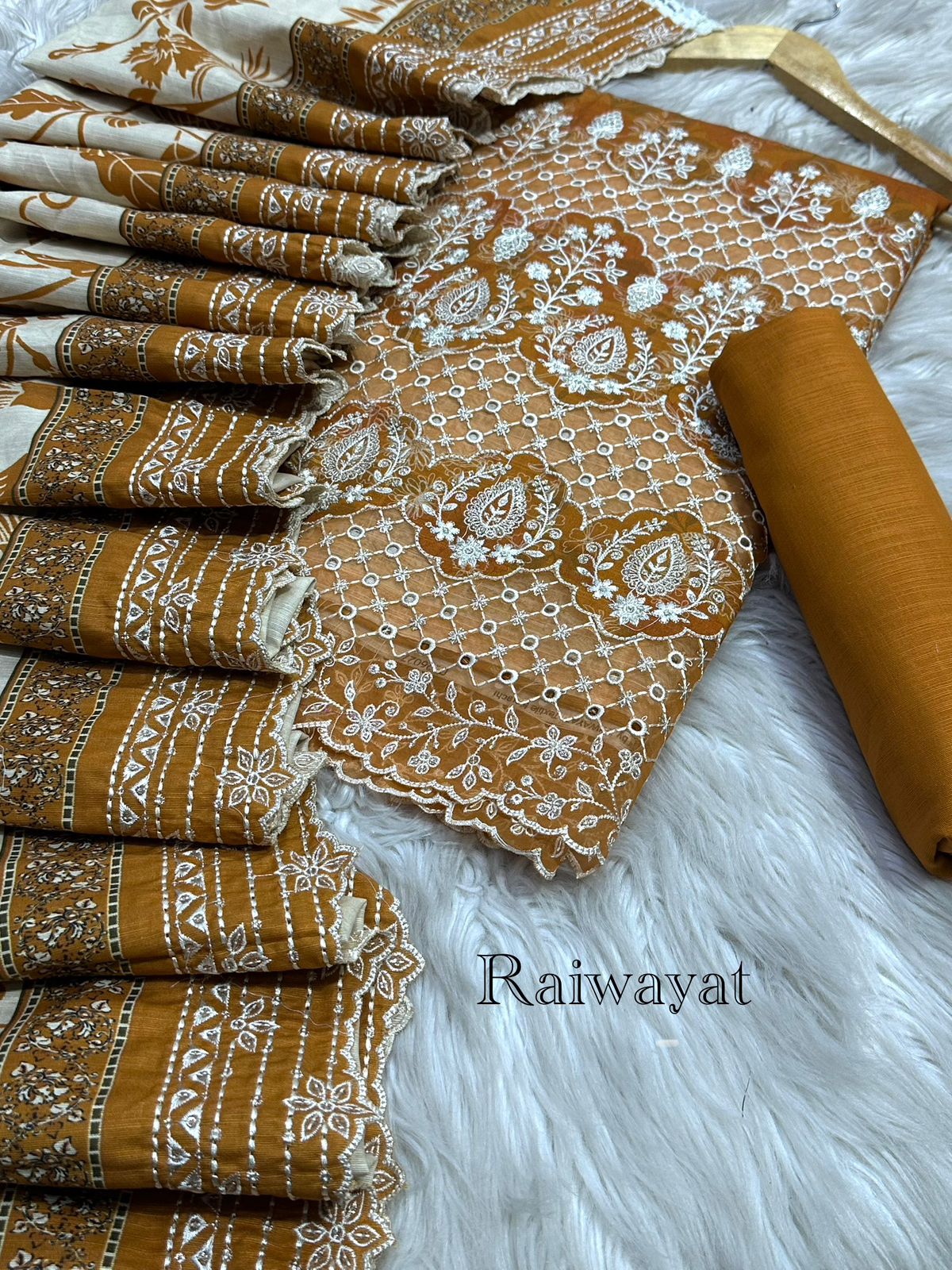 Raiwayat Luxury Three-Piece Khaddar Suit