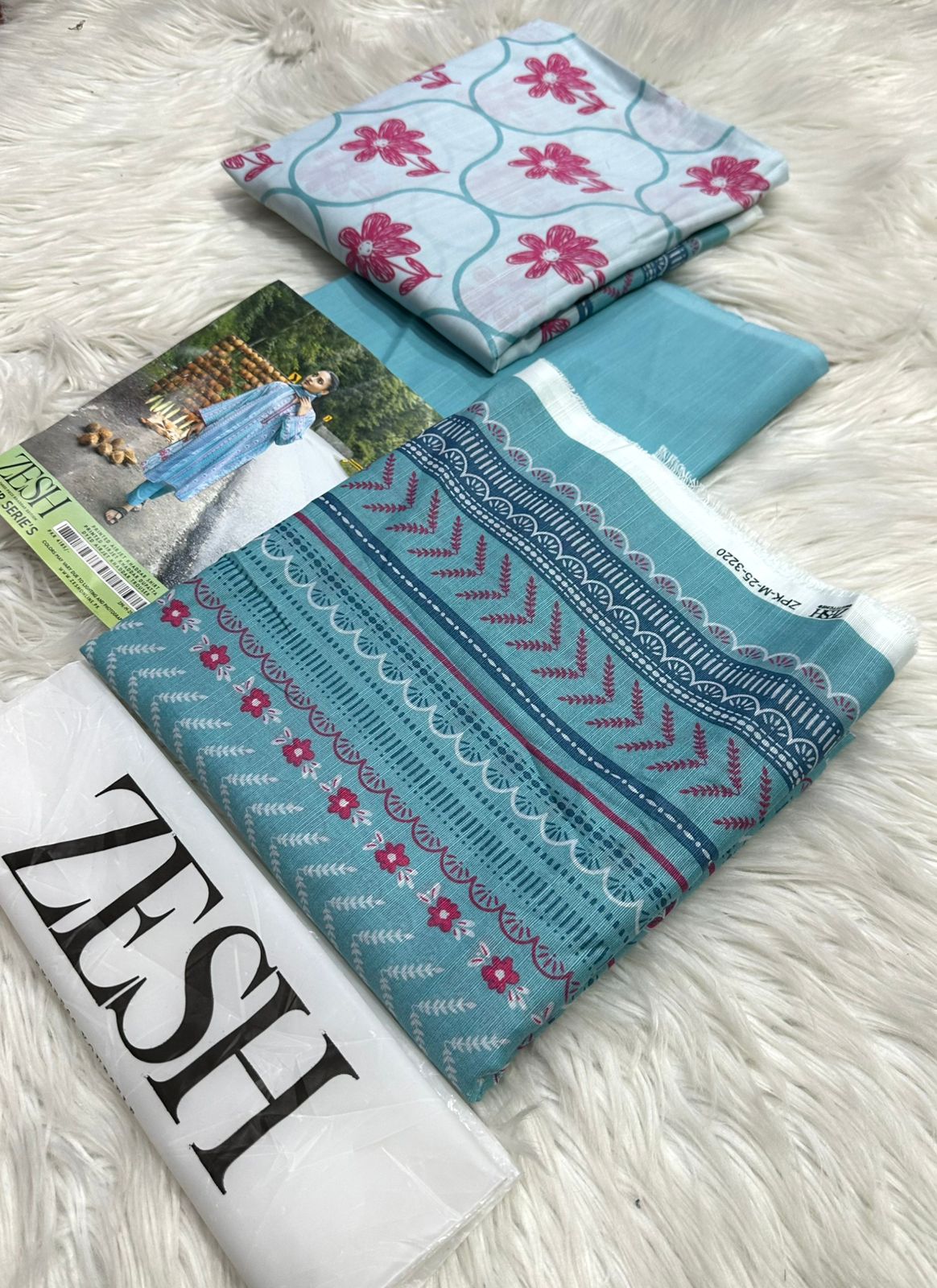 Zesh Khadar Printed Three _ Piece Woman Dress Collection